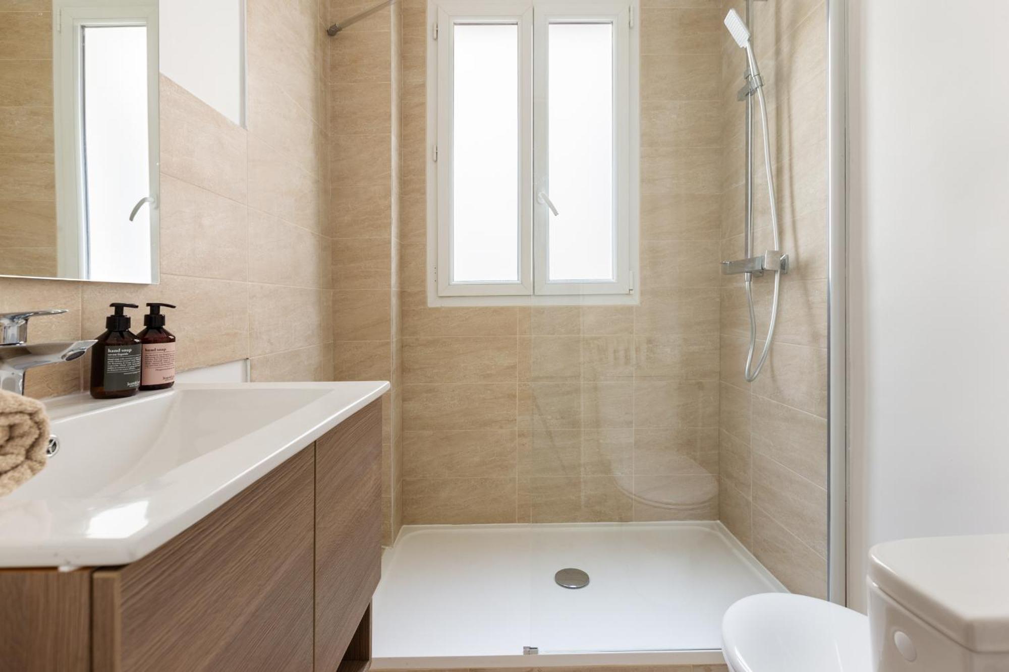 شقة 2 Pieces-Moderne-Proche Paris لوفالوا بيريه المظهر الخارجي الصورة
